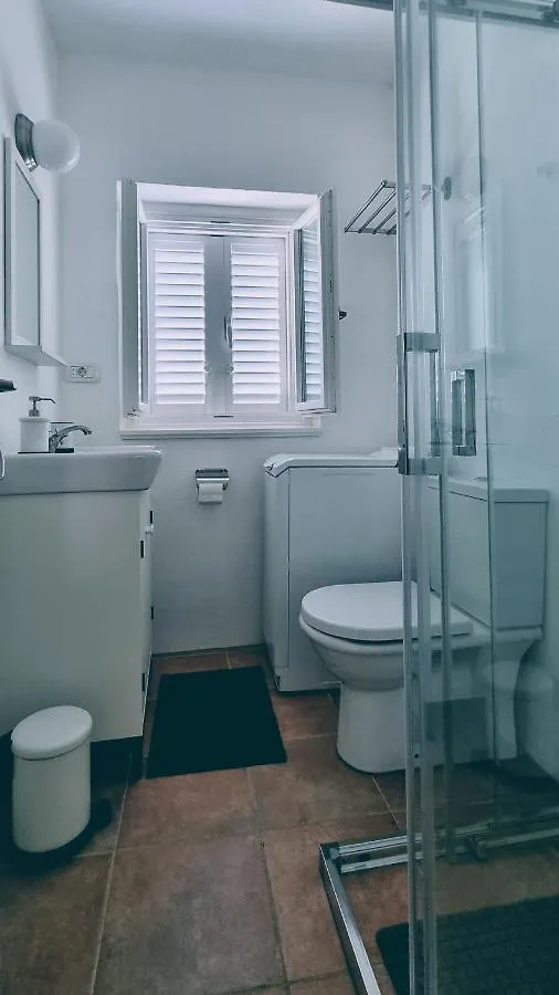 Holiday home Rector'S Villa - Charming Retreat In Old Town With Jacuzzi In Private Courtyard Rab Town