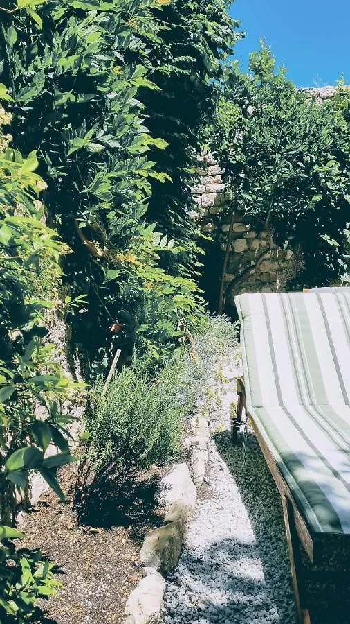 Holiday home Rector'S Villa - Charming Retreat In Old Town With Jacuzzi In Private Courtyard Rab Town